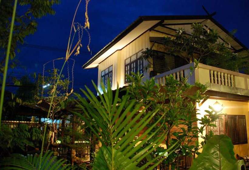 פנסיון The Outside Inn