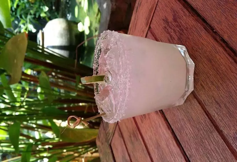 ペンション The Outside Inn