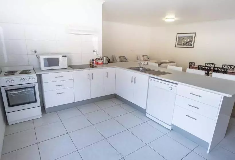 Phillip Island Off-Track Accommodation