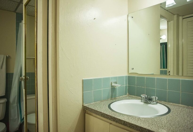 Starfish Beach Studio At Montego Bay Club Resort