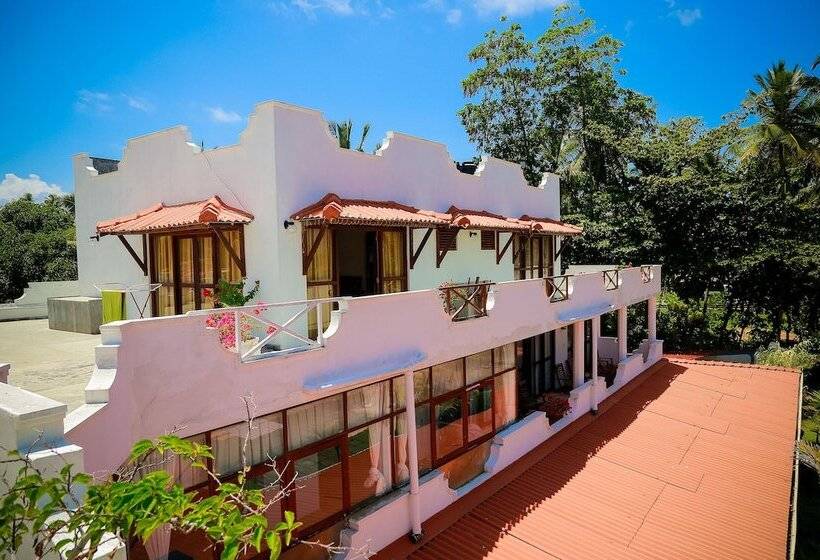 White House Hotel Kosgoda