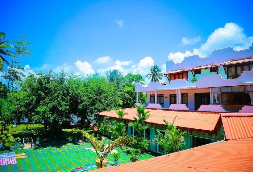 White House Hotel Kosgoda