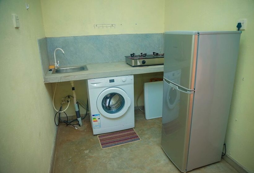 White House Hotel Kosgoda