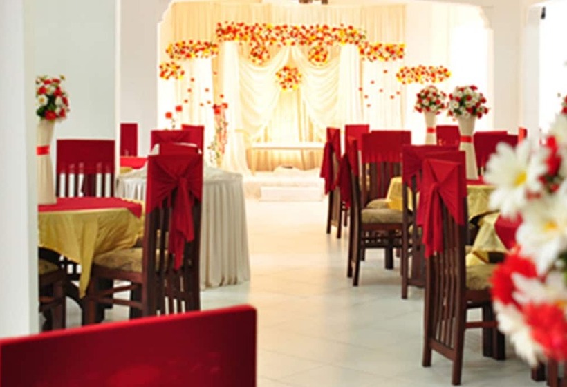 White House Hotel Kosgoda