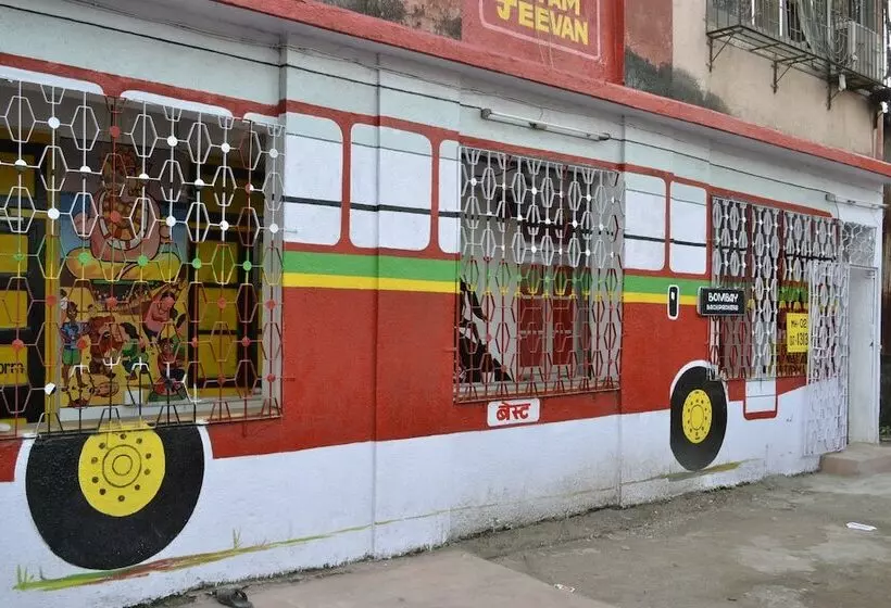 هاستل Bombay Backpackers