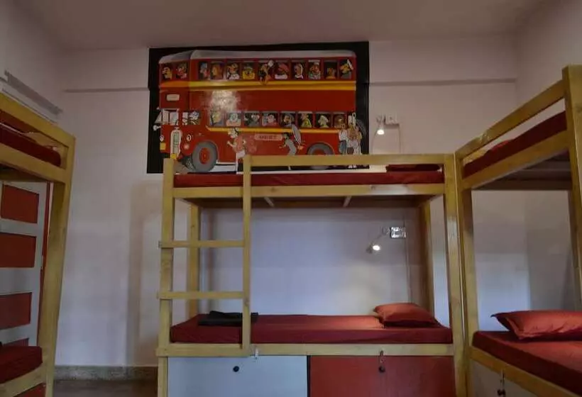هاستل Bombay Backpackers