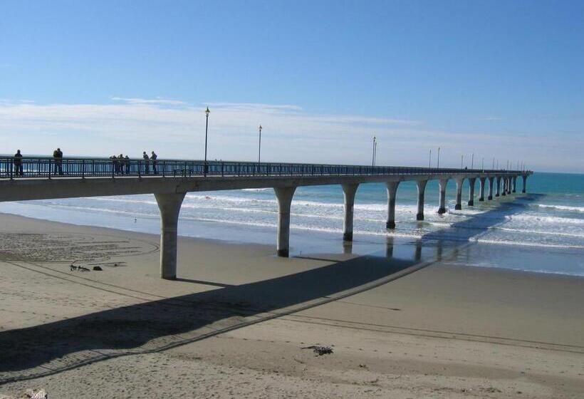 旅馆 Point Break Backpackers