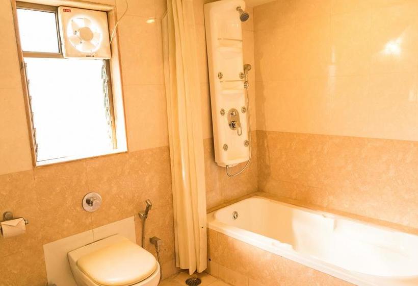 فندق Fab Rajwada Baner