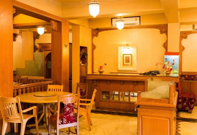 فندق Fab Rajwada Baner