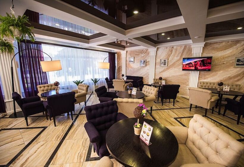 هتل Belaya Akatsiya