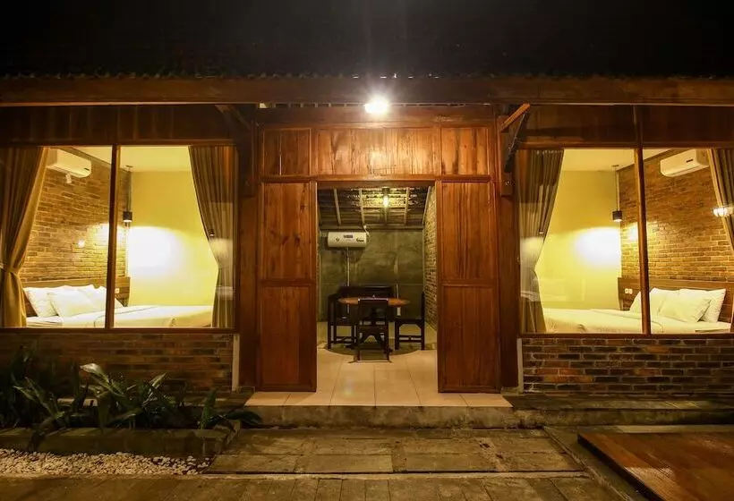 هتل Cempaka Villa Ii