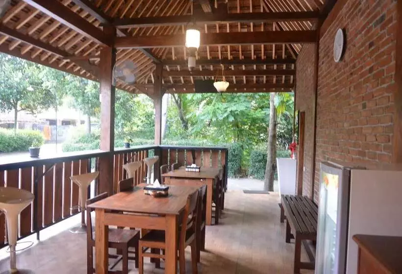 هتل Cempaka Villa Ii