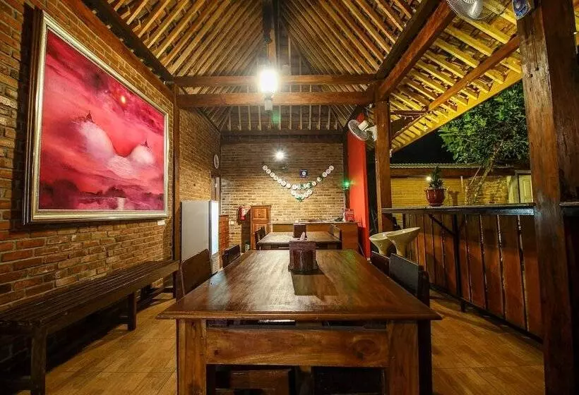 هتل Cempaka Villa Ii
