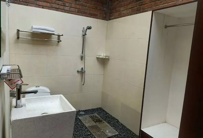 هتل Cempaka Villa Ii