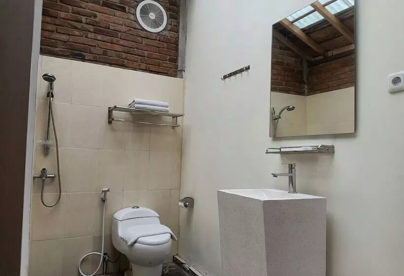 هتل Cempaka Villa Ii