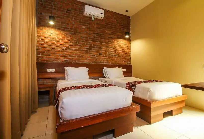 هتل Cempaka Villa Ii