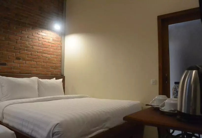 هتل Cempaka Villa Ii