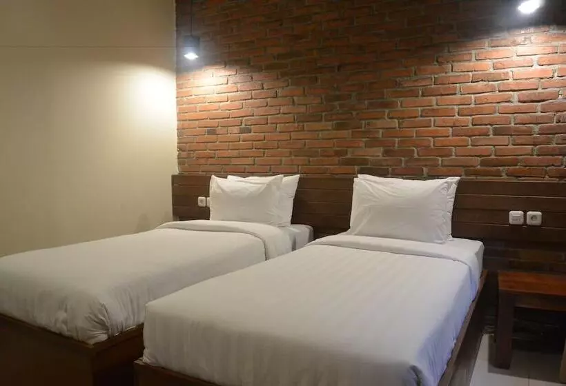 هتل Cempaka Villa Ii