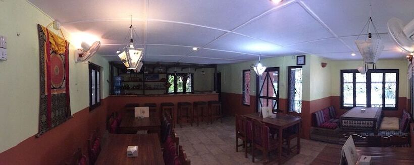 هتل Chautari Garden Resort