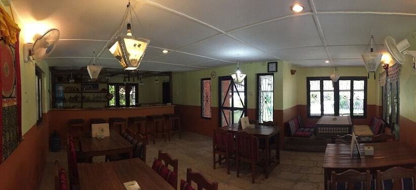 هتل Chautari Garden Resort