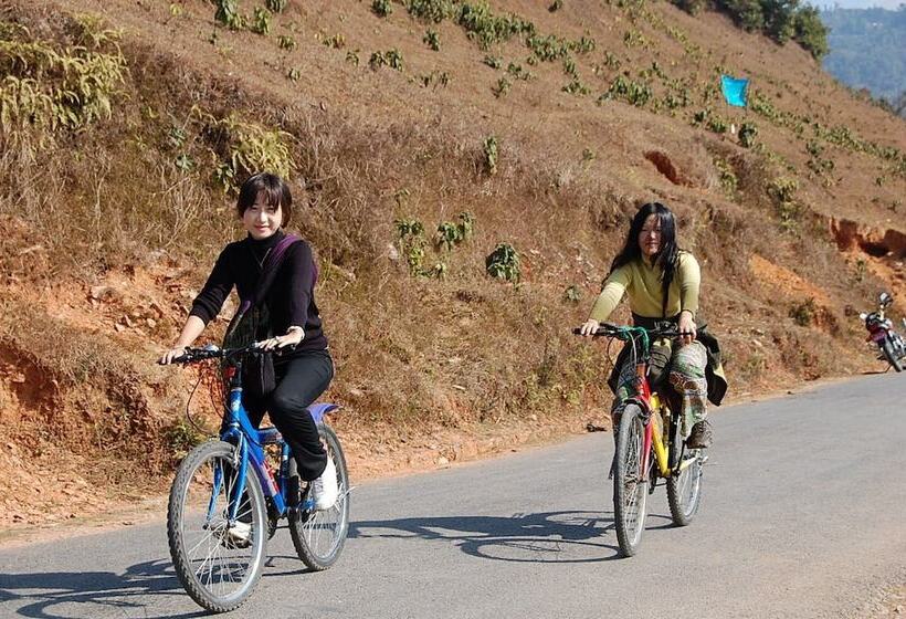 هتل Chautari Garden Resort