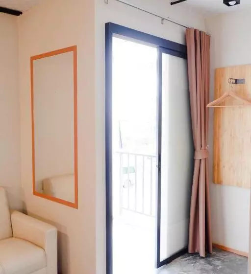 Izen Plus Budget Hotel & Residence