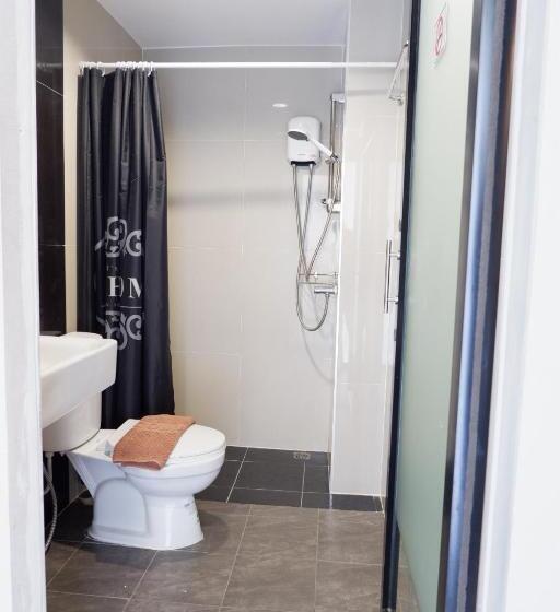 Izen Plus Budget Hotel & Residence