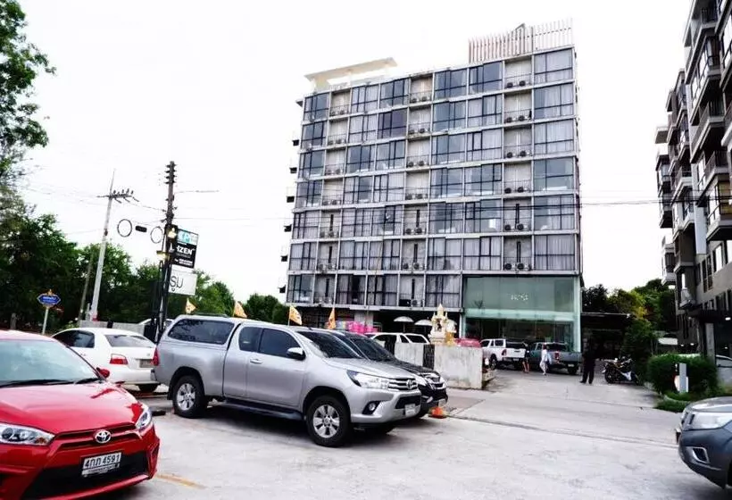 Izen Plus Budget Hotel & Residence