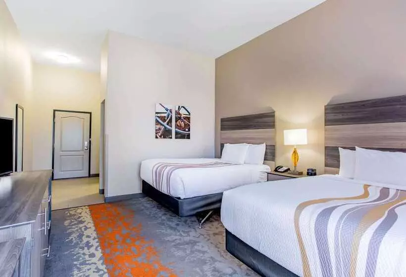 Hotelli La Quinta By Wyndham Andrews