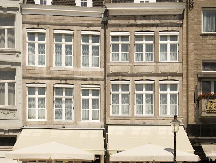 בית מלון כפרי Le Theatre