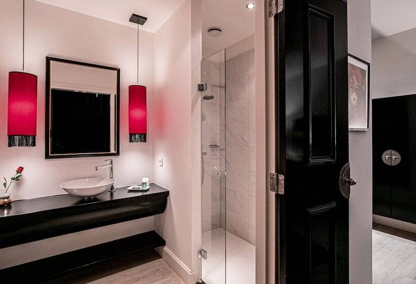 בית מלון כפרי Le Theatre