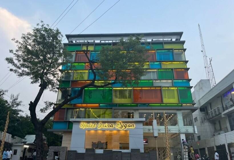 ホテル Oxina Lygon