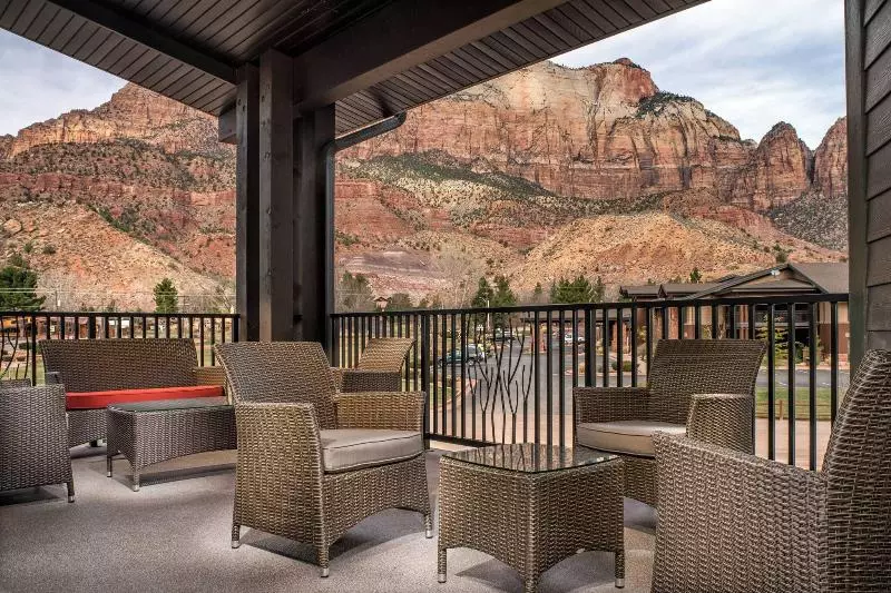 Hotelli Springhill Suites By Marriott Springdale Zion National Park