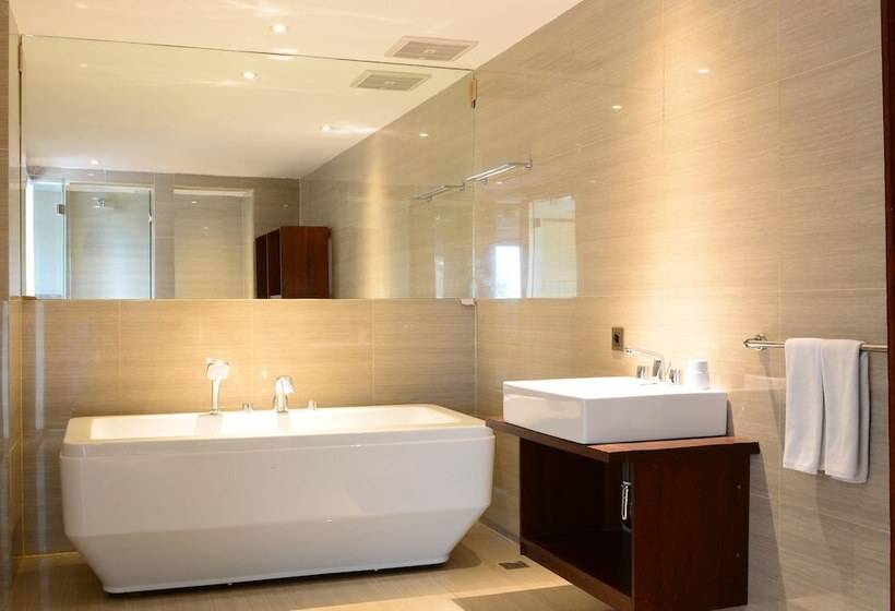 בית מלון כפרי The Edelweiss Ultimo Canggu