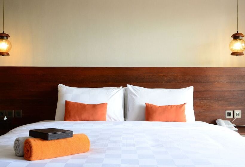 בית מלון כפרי The Edelweiss Ultimo Canggu