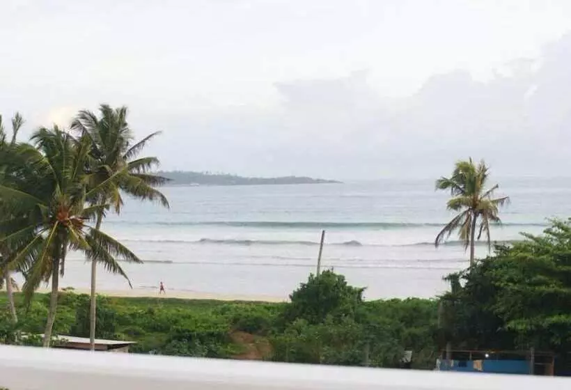 ホテル The Surfer