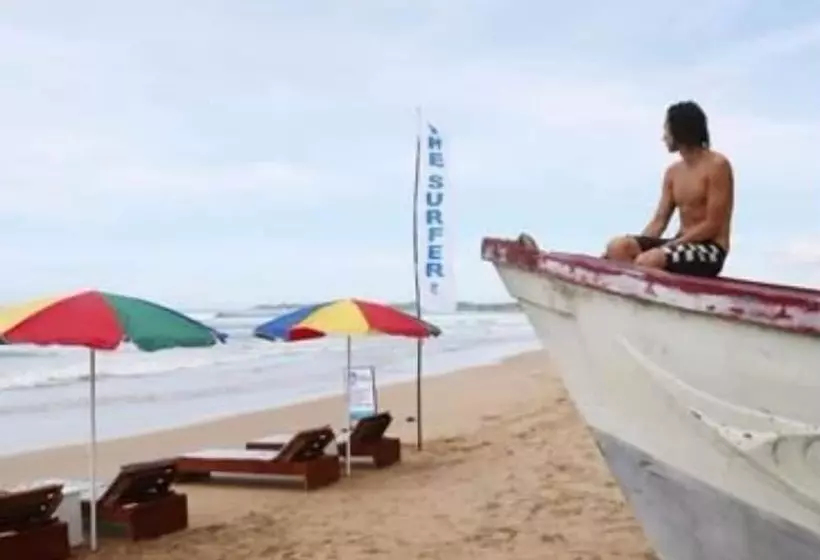 ホテル The Surfer