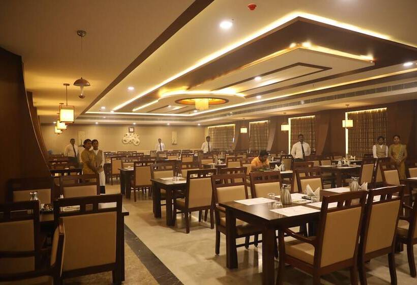 ホテル The Thangam Grand