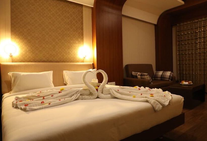 ホテル The Thangam Grand