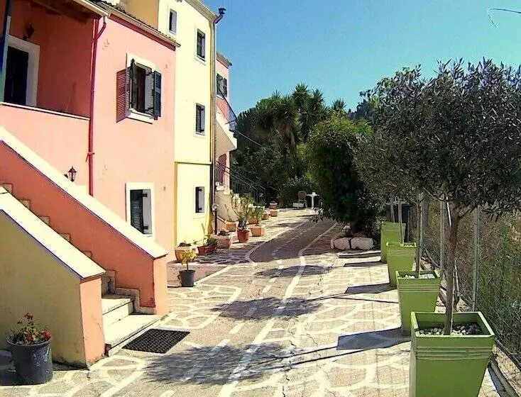Joanna Apartments