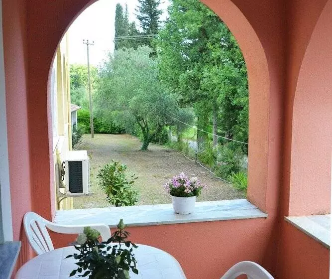 Joanna Apartments