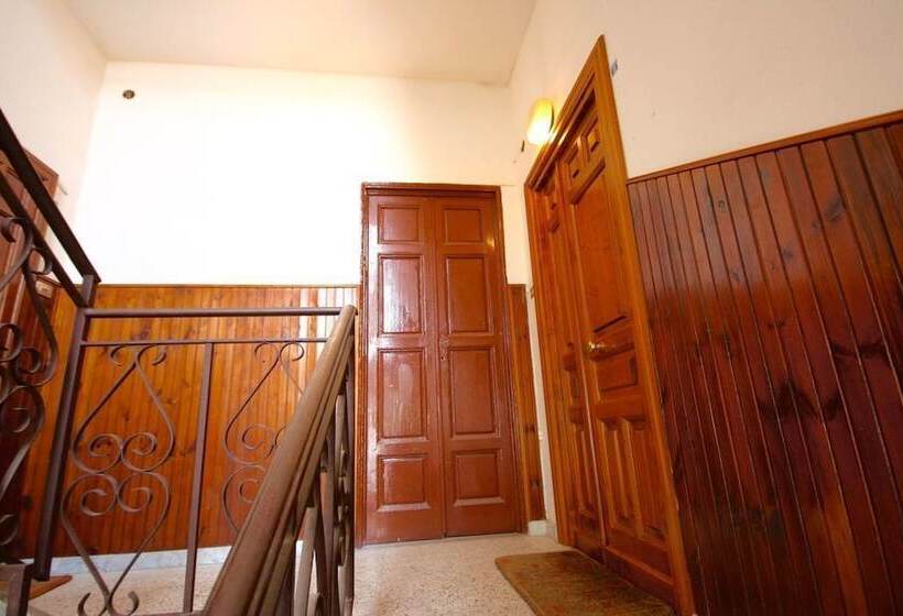 پانسیون Corso 151