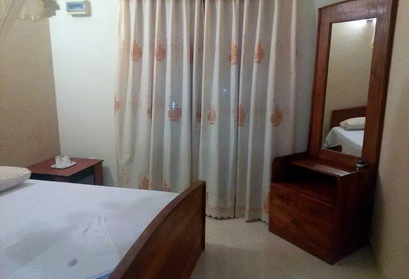 Majatalo Nelum Villa