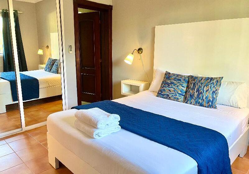 Punta Cana Seven Beaches