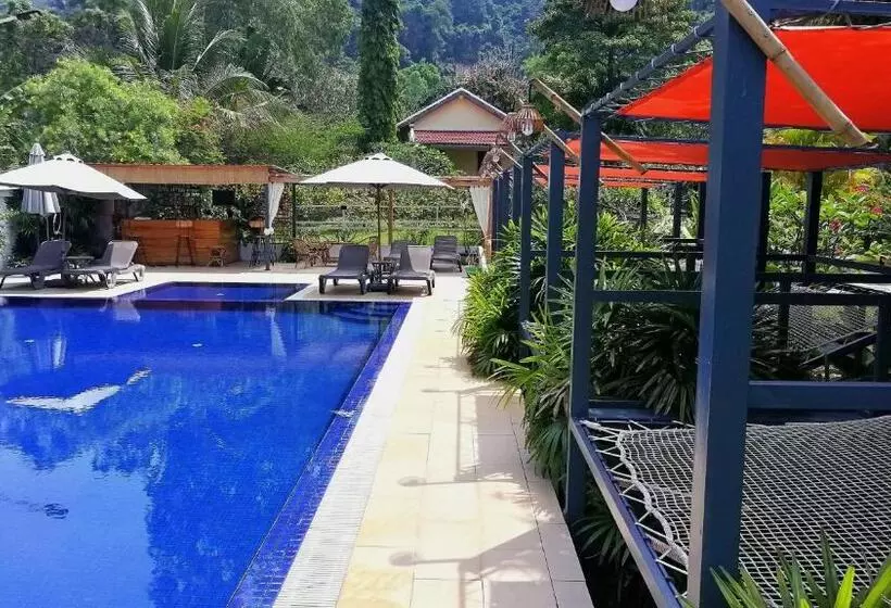 Q Bungalows
