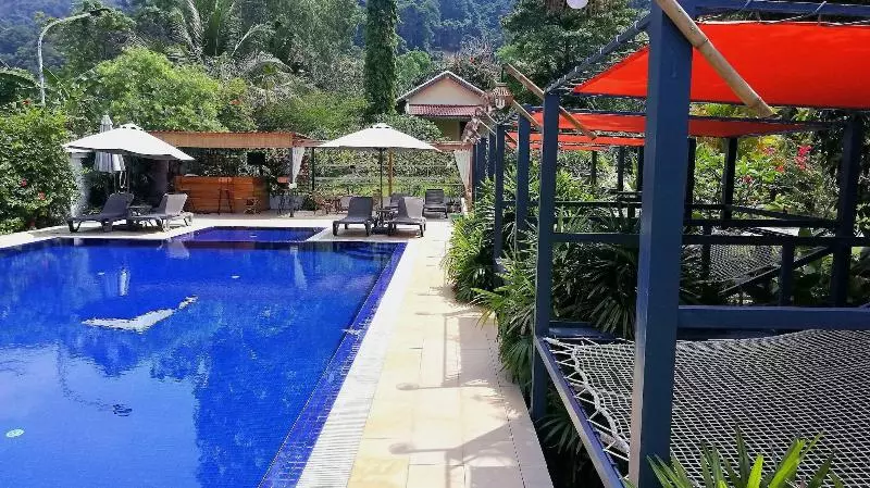 Q Bungalows