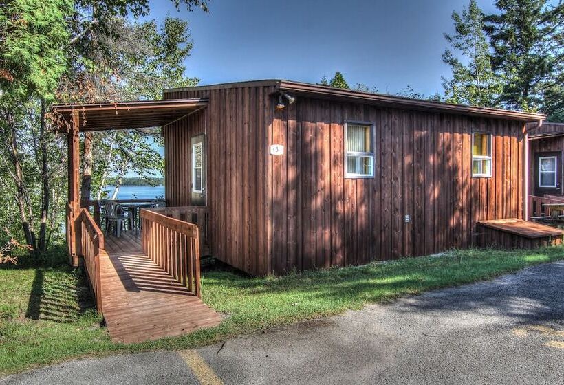 אתר נופש Centre De Villégiature Dam En Terre