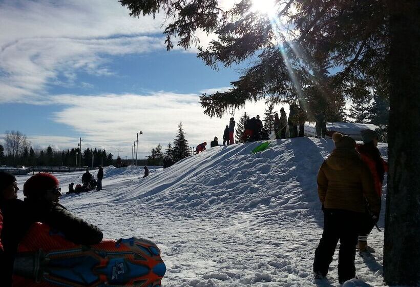 אתר נופש Centre De Villégiature Dam En Terre