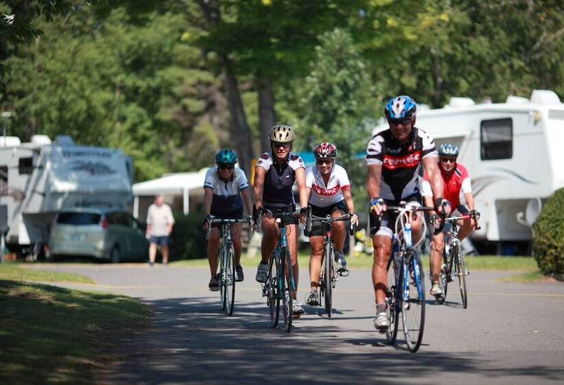 אתר נופש Centre De Villégiature Dam En Terre