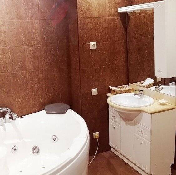 אתר נופש Continental